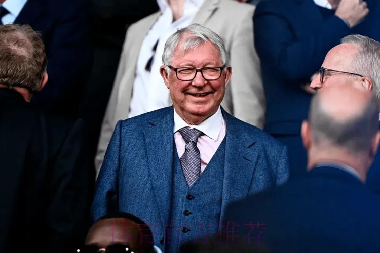 太阳报独家：曼联19岁中卫海文租下弗爵旧屋，并会很守规矩